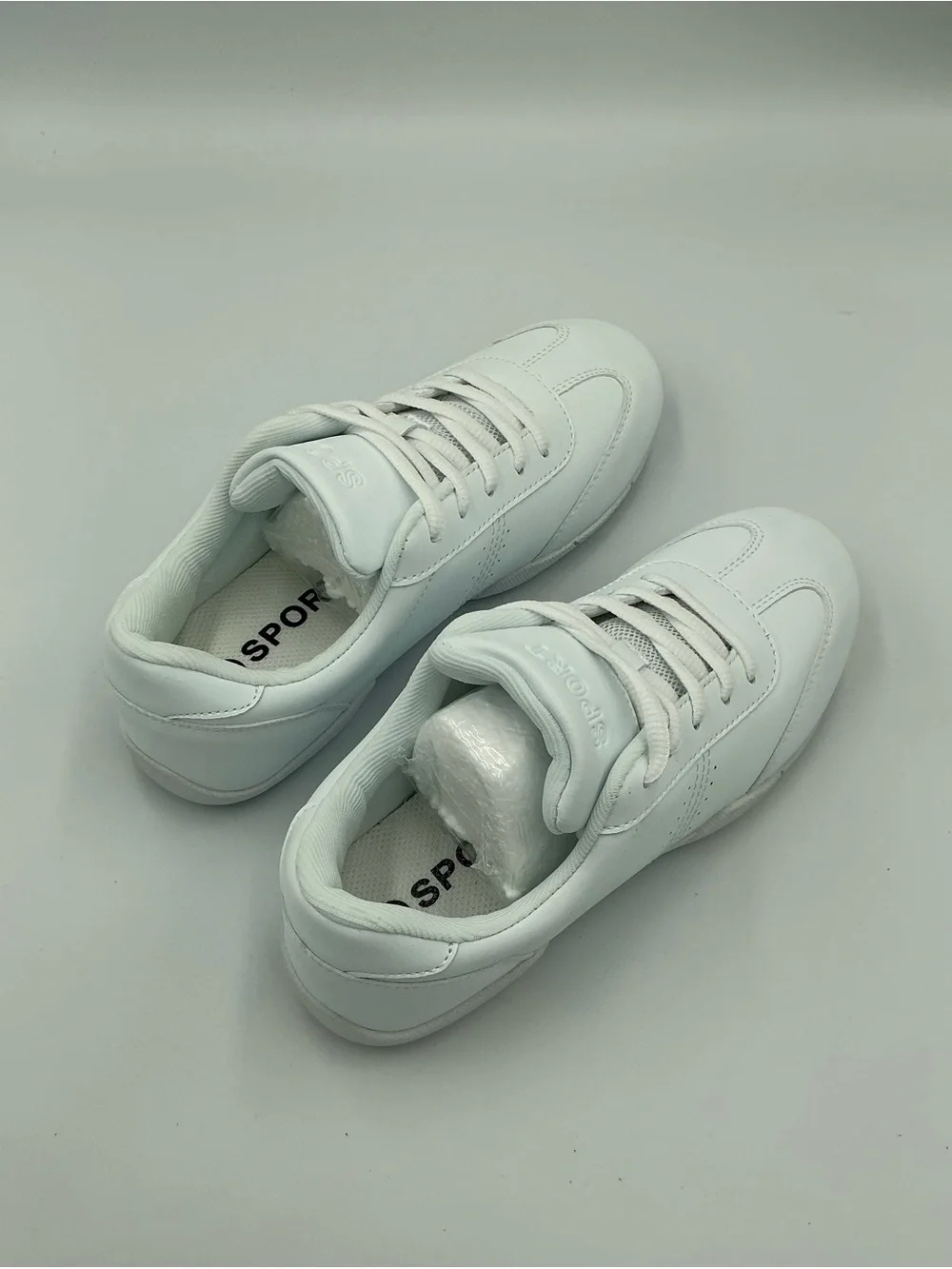 SPORT brand Lace-Up Girls Cheerleader White Sneakers Shoe Size 3/3.5 (36) NIB